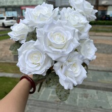 9-Head Artificial Diamond Rose Bouquet